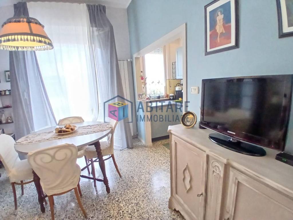 Appartamento a Livorno in Via Angiolo Badaloni, - Foto 2