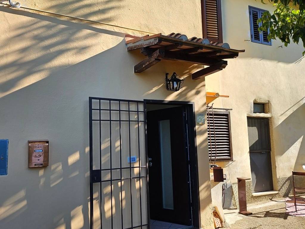 Casa indipendente a Figline e incisa valdarno in Via Luigi Bolis, 49 - Foto 2