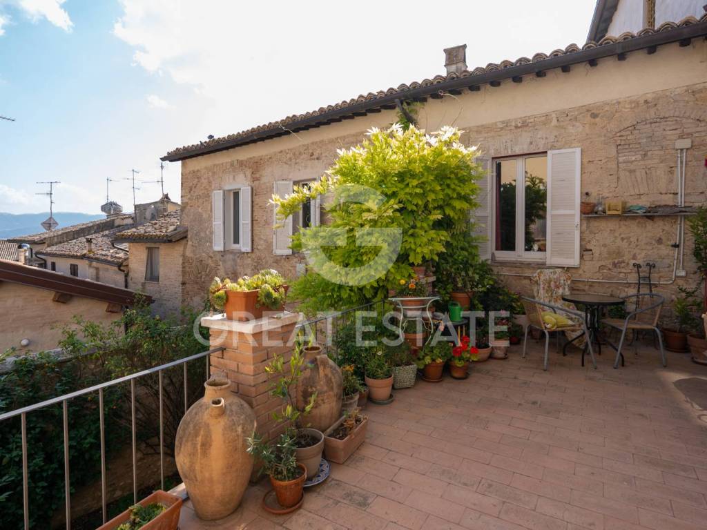 Appartamento a Montefalco in Via Melanzio - Foto 4