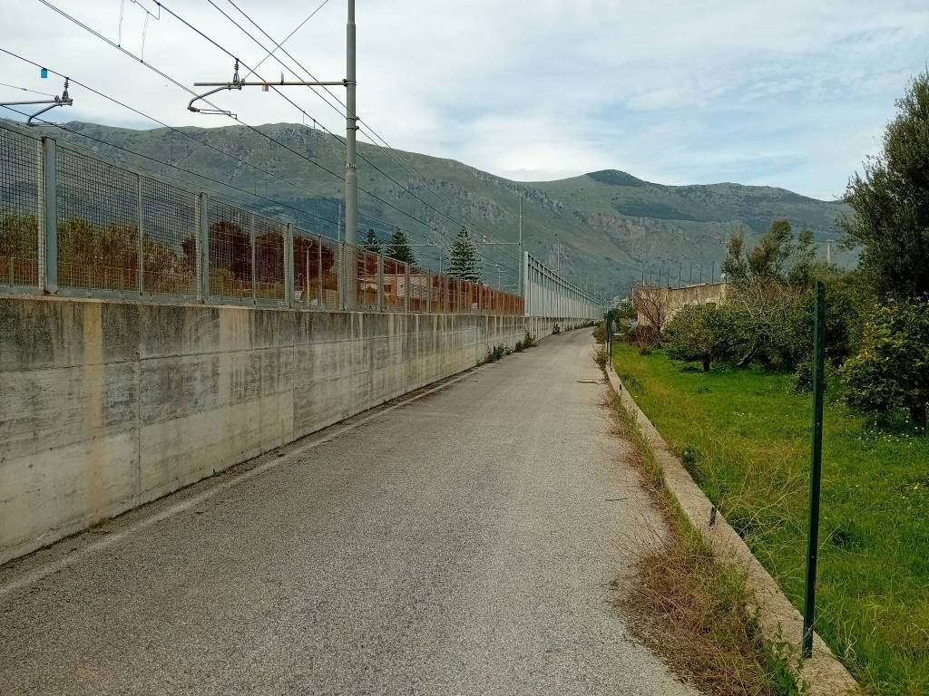 Terreno a Carini in Via Sant'Anna - Foto 2
