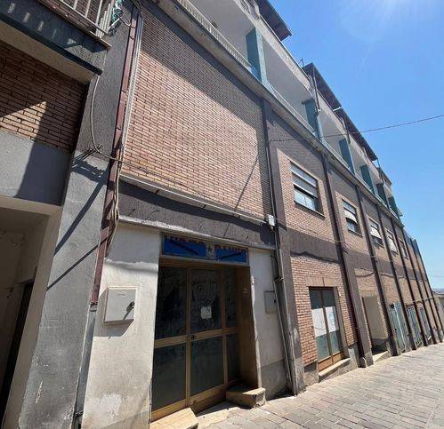 Palazzo / stabile a San salvo in Vico Vii Umberto I - Foto 2