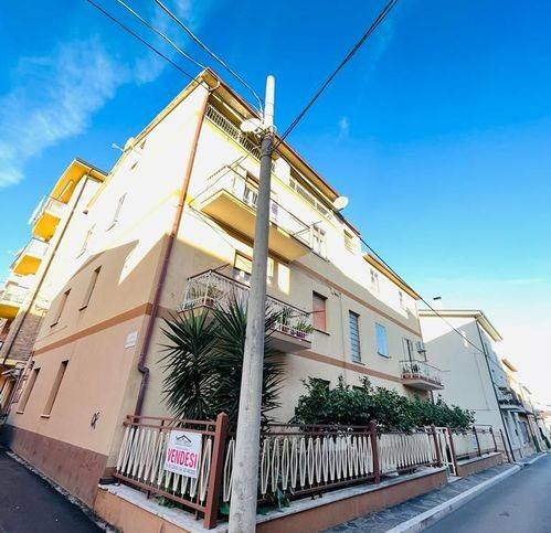 Appartamento a San salvo in Via Della Mirandola - Foto 2