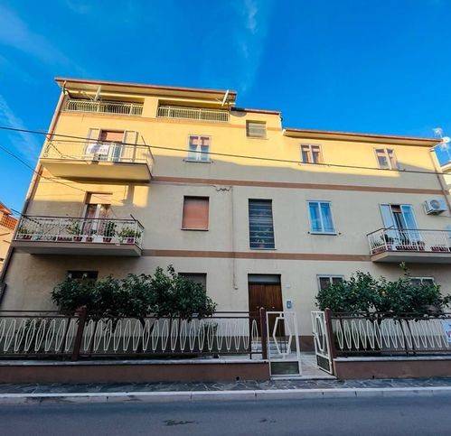 Appartamento a San salvo in Via Della Mirandola - Foto 4