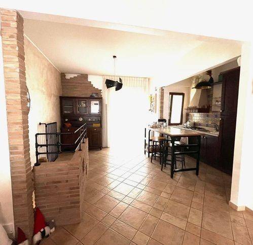 Appartamento a San salvo in Via Cesare De Titta 47 - Foto 4