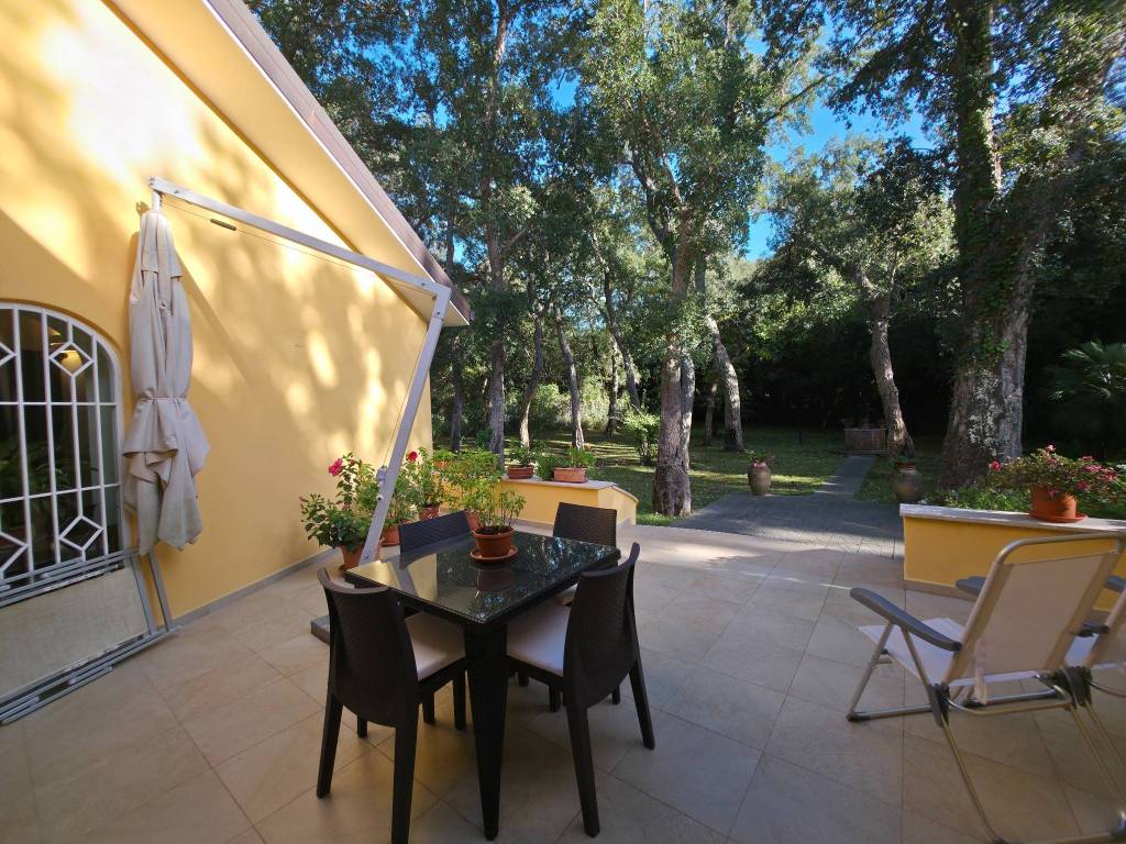 Villa a Sabaudia in Viale dei Pini - Foto 5