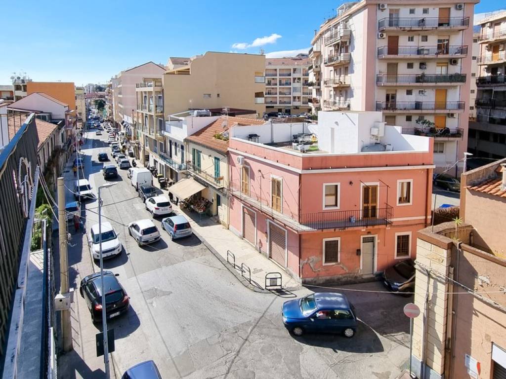 Appartamento a Messina in Via Marco Polo - Foto 2