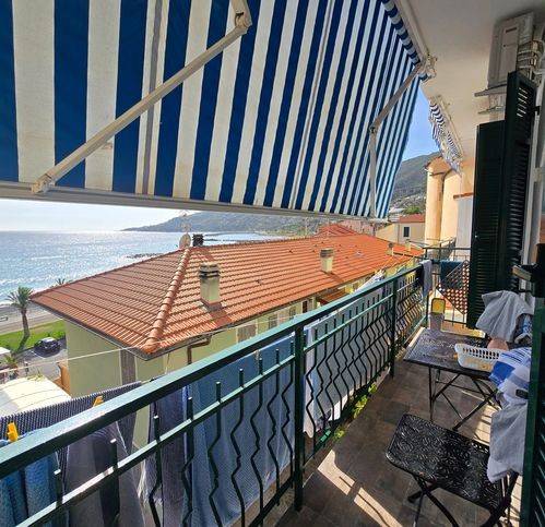 Appartamento a Ospedaletti in Via Roma 73 - Foto 2