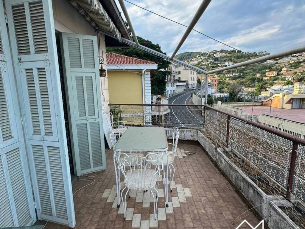 Villa a Sanremo in Via Giovanni Borea, 81 - Foto 4