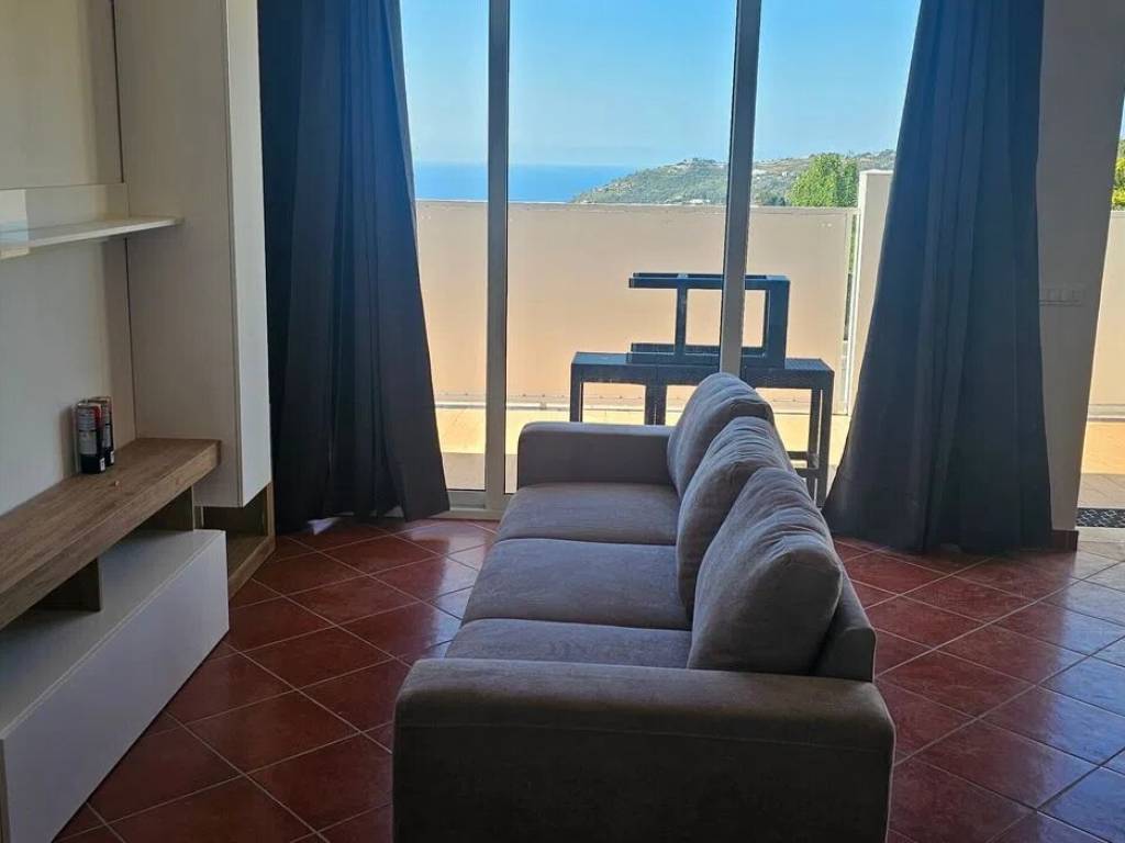 Villa a Sanremo in Via G. D'Annunzio, 290 - Foto 4