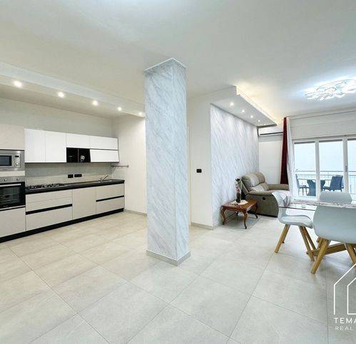 Appartamento a Sanremo in Via Privata Fratelli Asquasciati - Foto 3