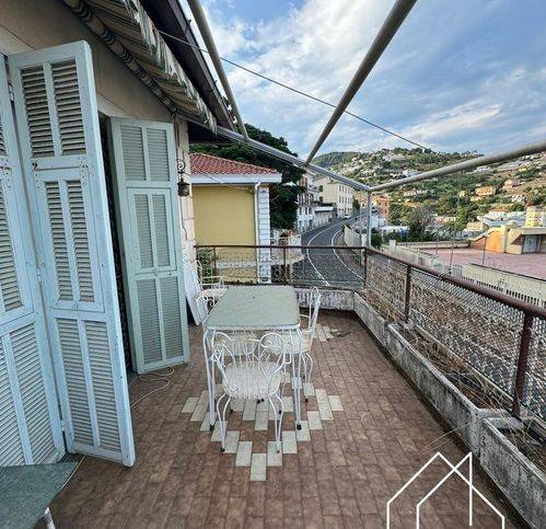 Villa a Sanremo in Via Giovanni Borea 81 - Foto 4