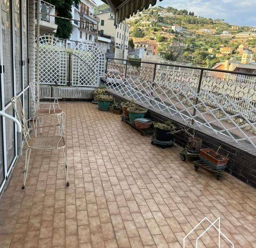 Villa a Sanremo in Via Giovanni Borea 81 - Foto 5