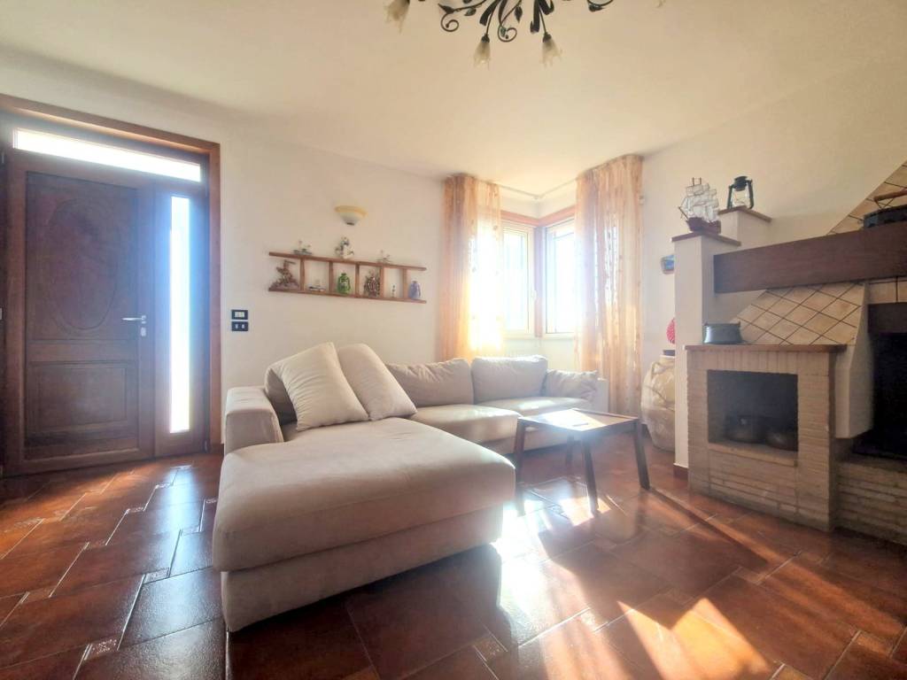 Villa a Tiggiano in Via 24 Maggio - Foto 3