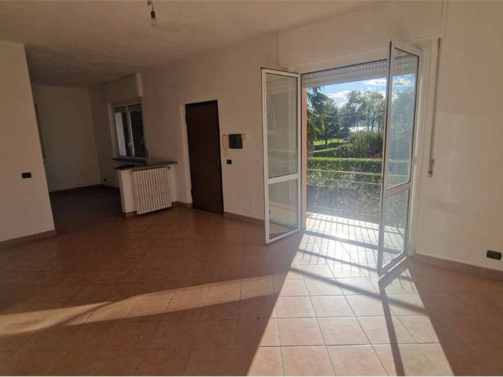 Villa a Brebbia in brebbia via lago, 31 - Foto 4