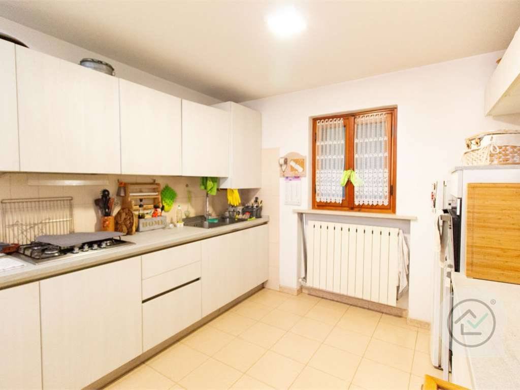 Casa indipendente a Casorate sempione in via Torino, 46 - Foto 3