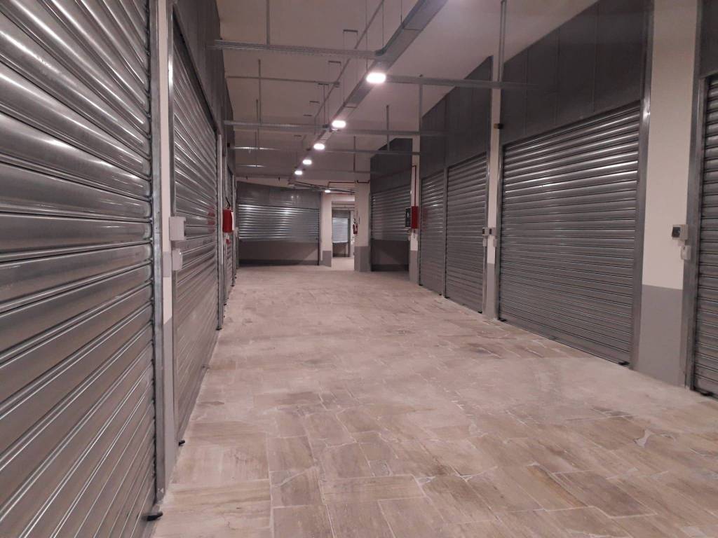 Box / garage a Prato in Piazza Albert Einstein, 33 - Foto 2