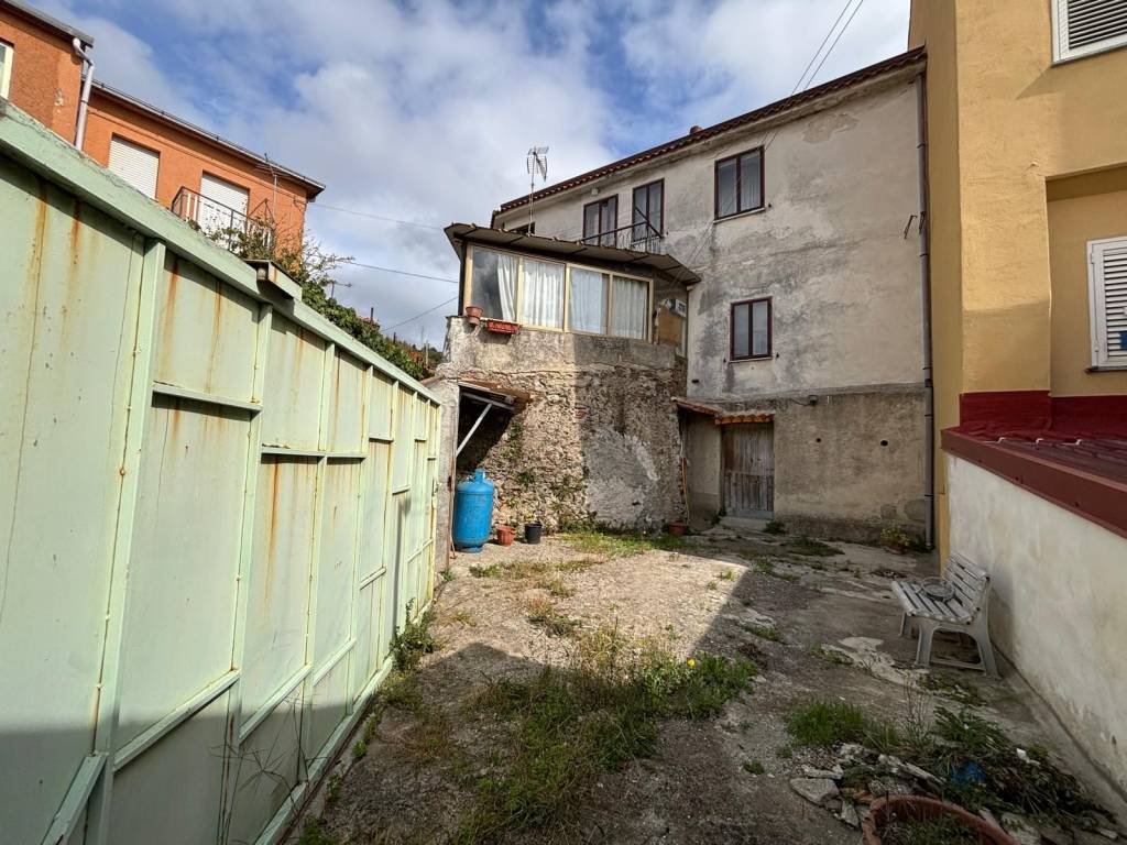 Casa indipendente a Lamezia terme in Via Monte Carrumango - Foto 2
