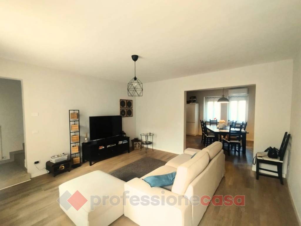 Appartamento a Bastia umbra in Piazza Giuseppe Mazzini - Foto 2