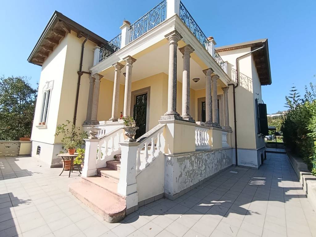 Villa a Gaeta in Via Catena, 24 - Foto 2