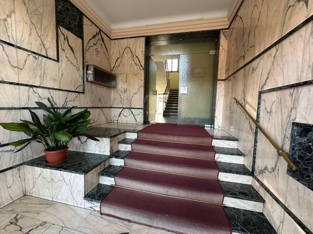 Appartamento a Vercelli in Piazza Roma, 8 - Foto 2