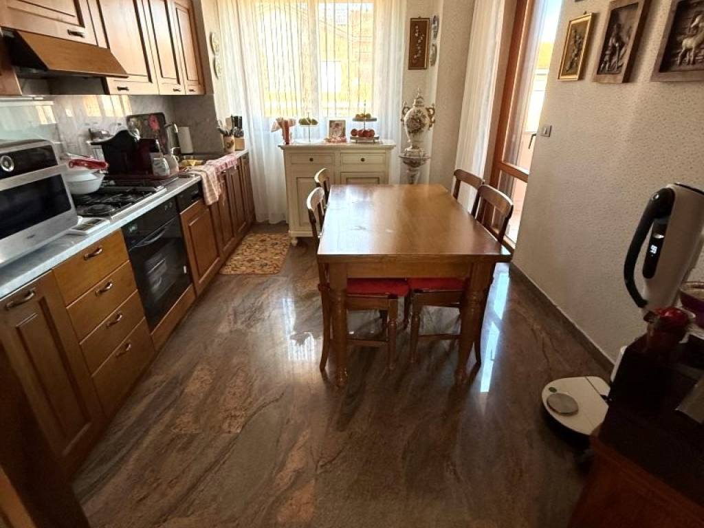 Appartamento a Civitanova marche in Via Vettore Pisani, 35 - Foto 4