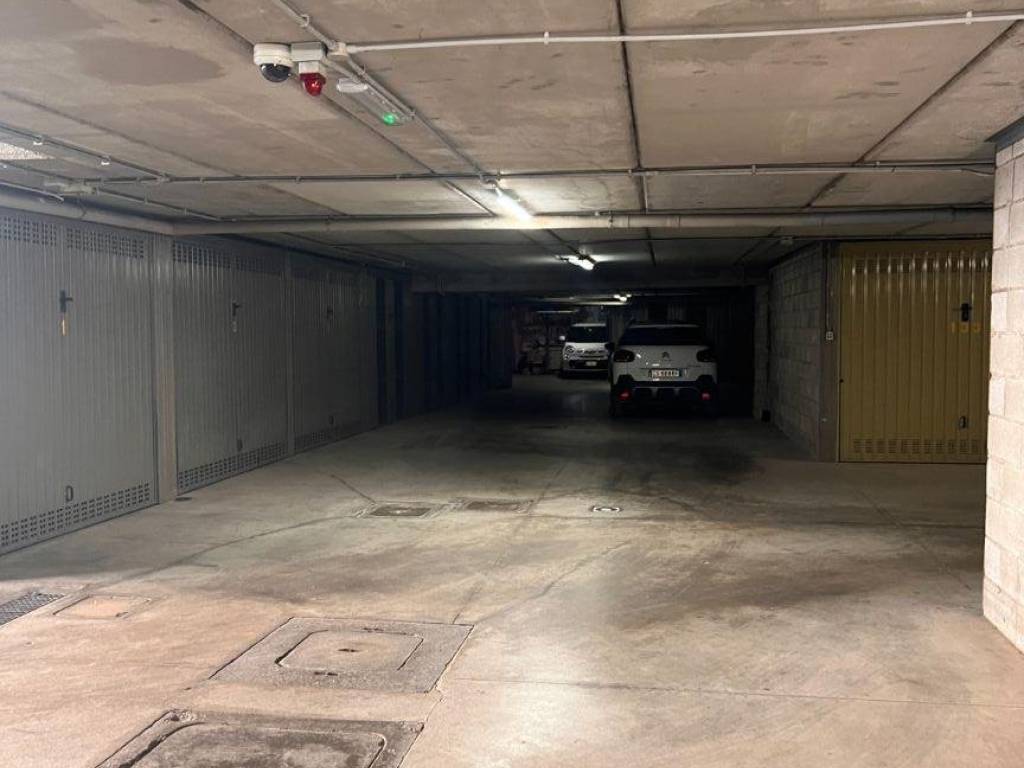Box / garage a Trieste in Via Antonio Gazzoletti, 1 - Foto 5