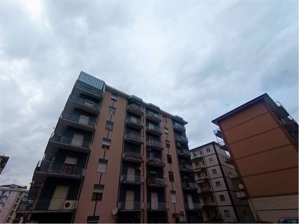 Appartamento a Benevento in Via Luigi Vanvitelli - Foto 2