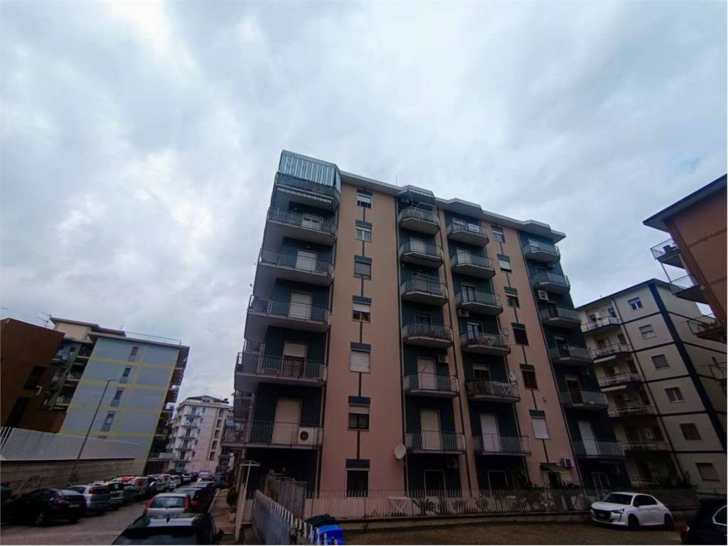 Appartamento a Benevento in Via Luigi Vanvitelli - Foto 4