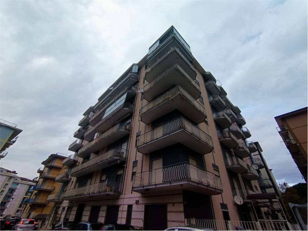 Appartamento a Benevento in Via Luigi Vanvitelli - Foto 5