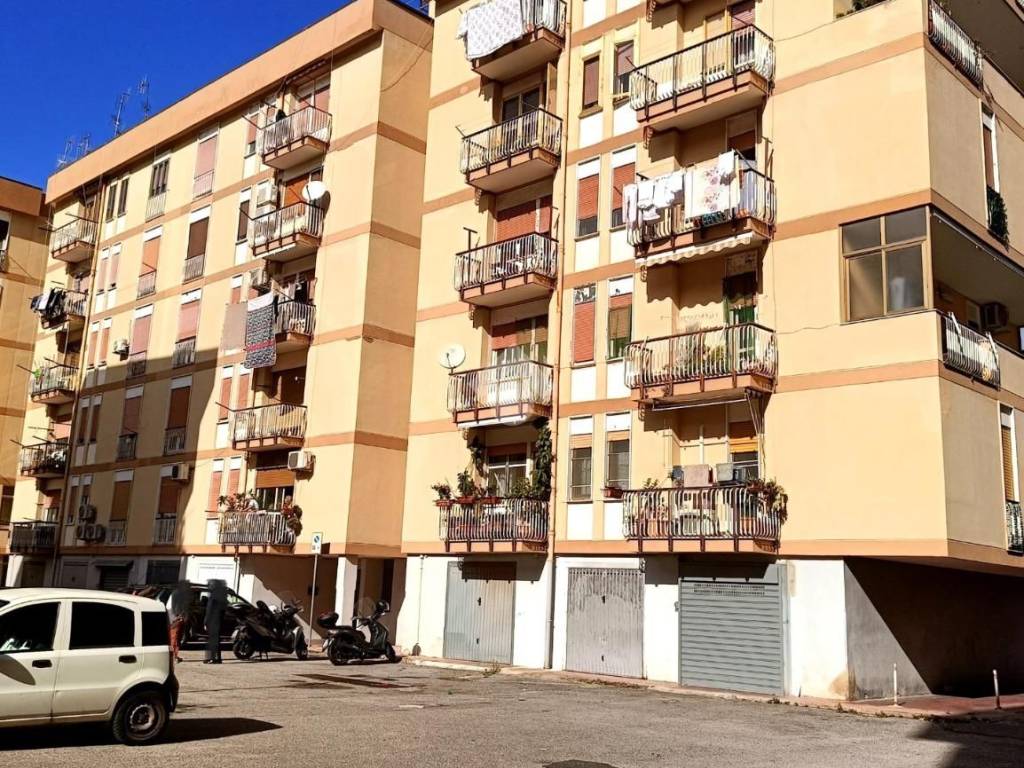 Appartamento a Salerno in Via Tusciano, 9 - Foto 2