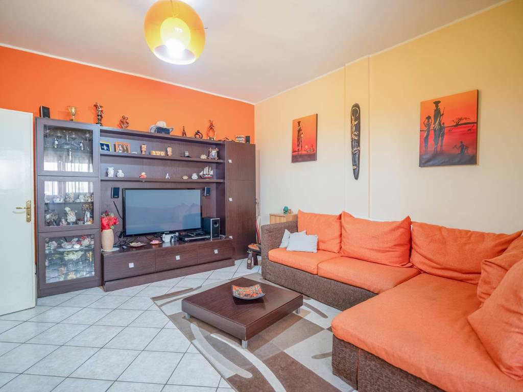 Appartamento a Caltagirone in Viale dell'Autonomia, 77 - Foto 4