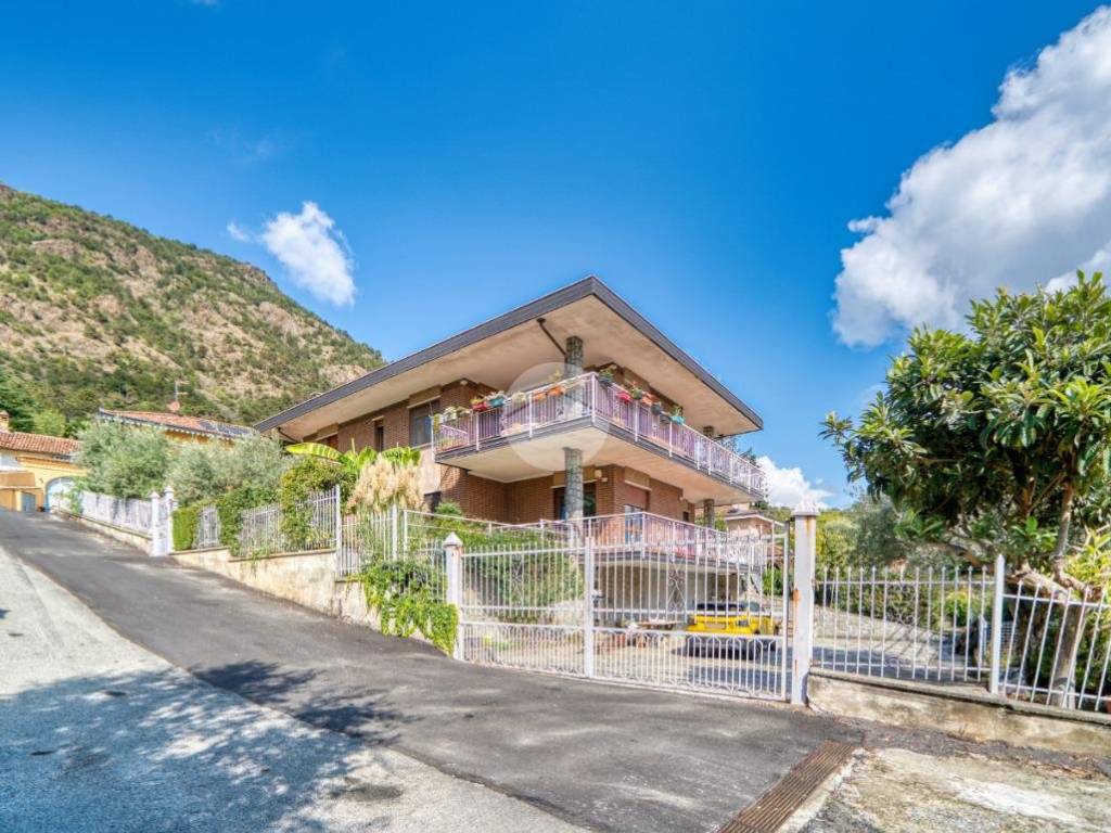 Villa a Piossasco in Via Monte Grappa, 16 - Foto 3