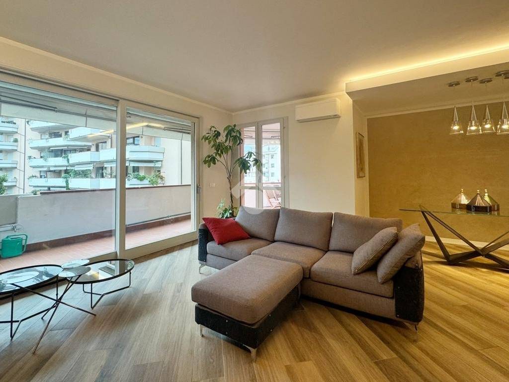 Appartamento a Prato in Viale Montegrappa, 278 - Foto 3