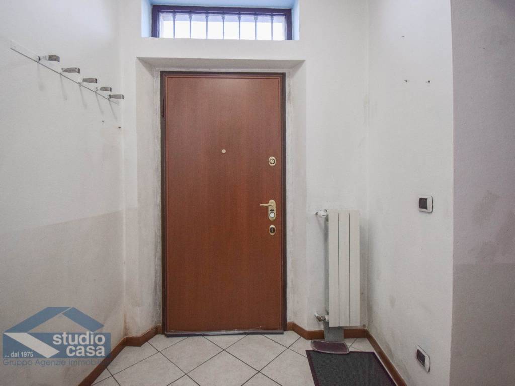 Appartamento a Lodi in VIA SAN FEREOLO 12 - Foto 2