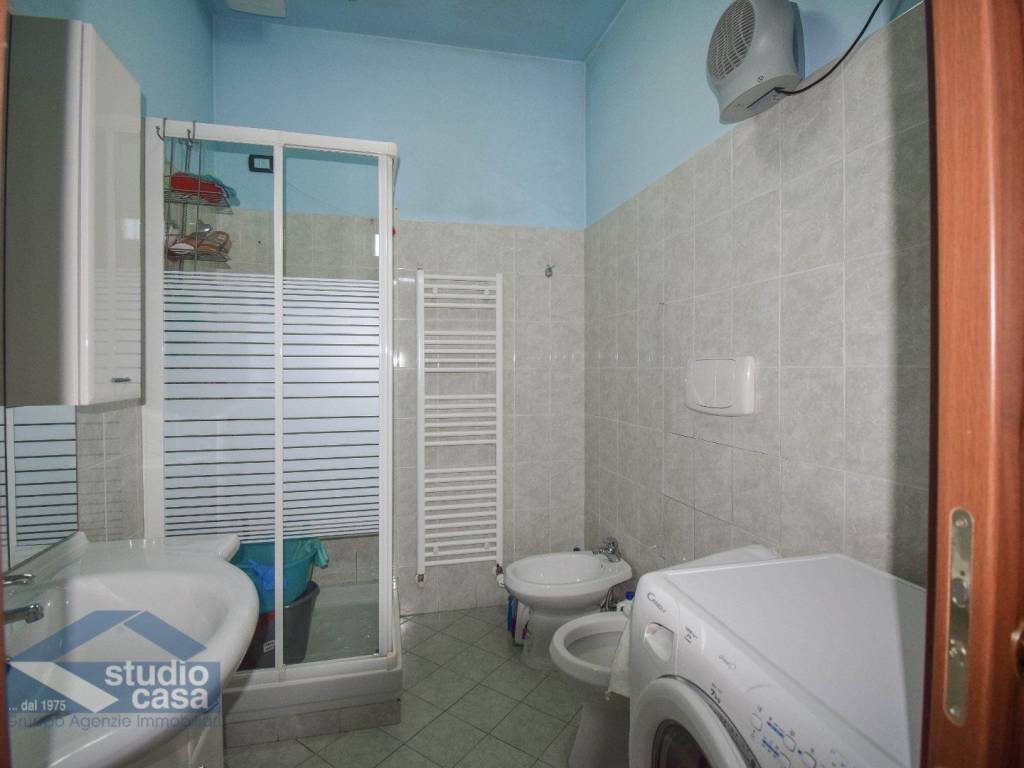 Appartamento a Lodi in VIA SAN FEREOLO 12 - Foto 4