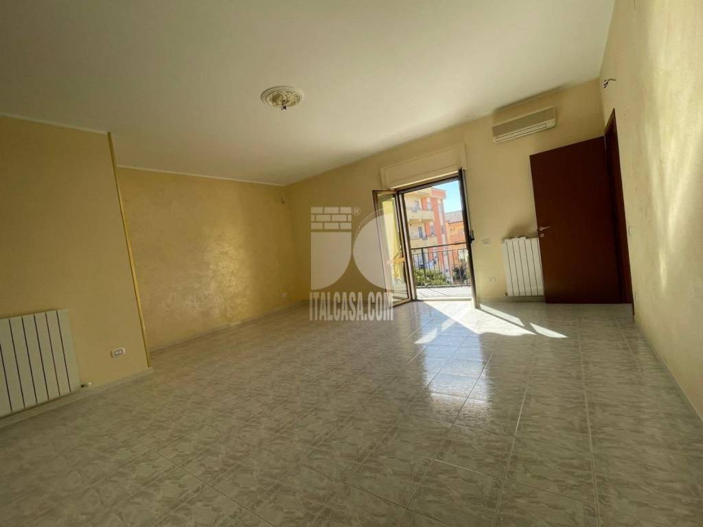 Appartamento a Crotone in via thailandia - Foto 2