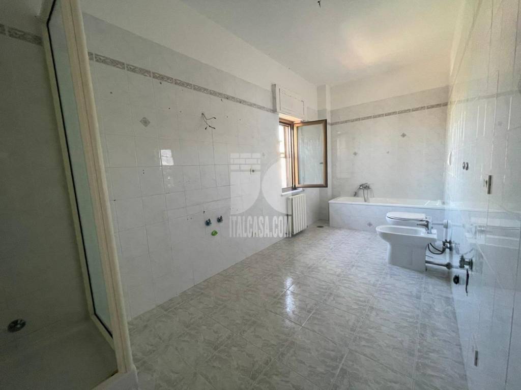 Appartamento a Crotone in via thailandia - Foto 4