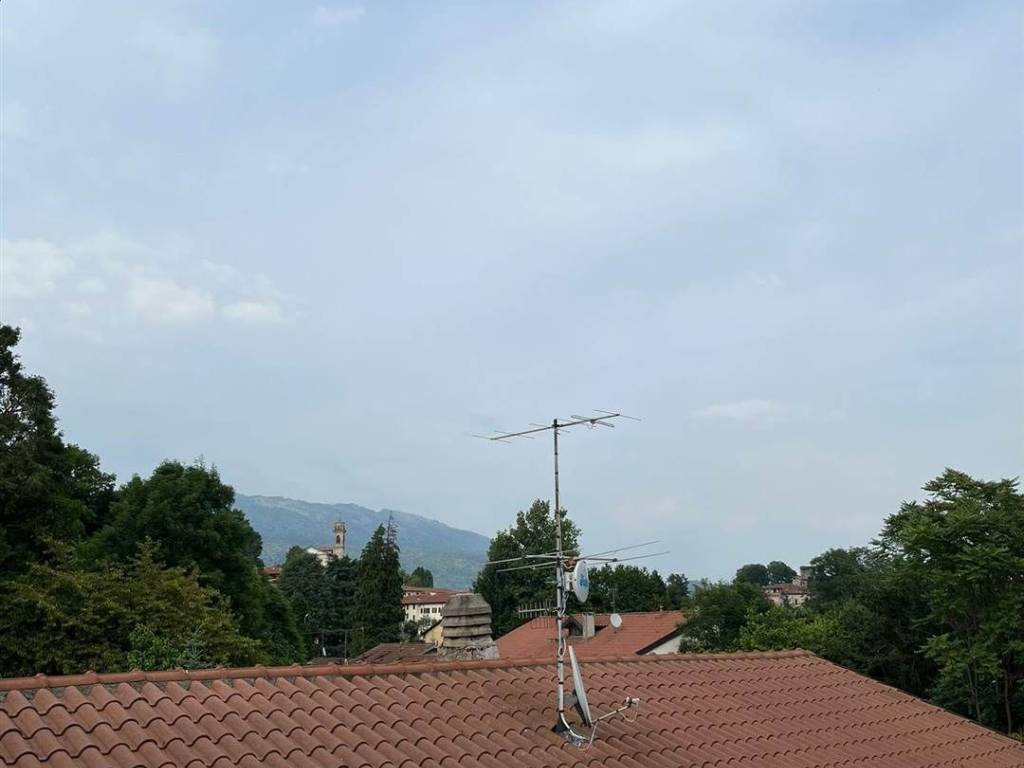 Casa indipendente a Besozzo in Via Vasconi - Foto 2