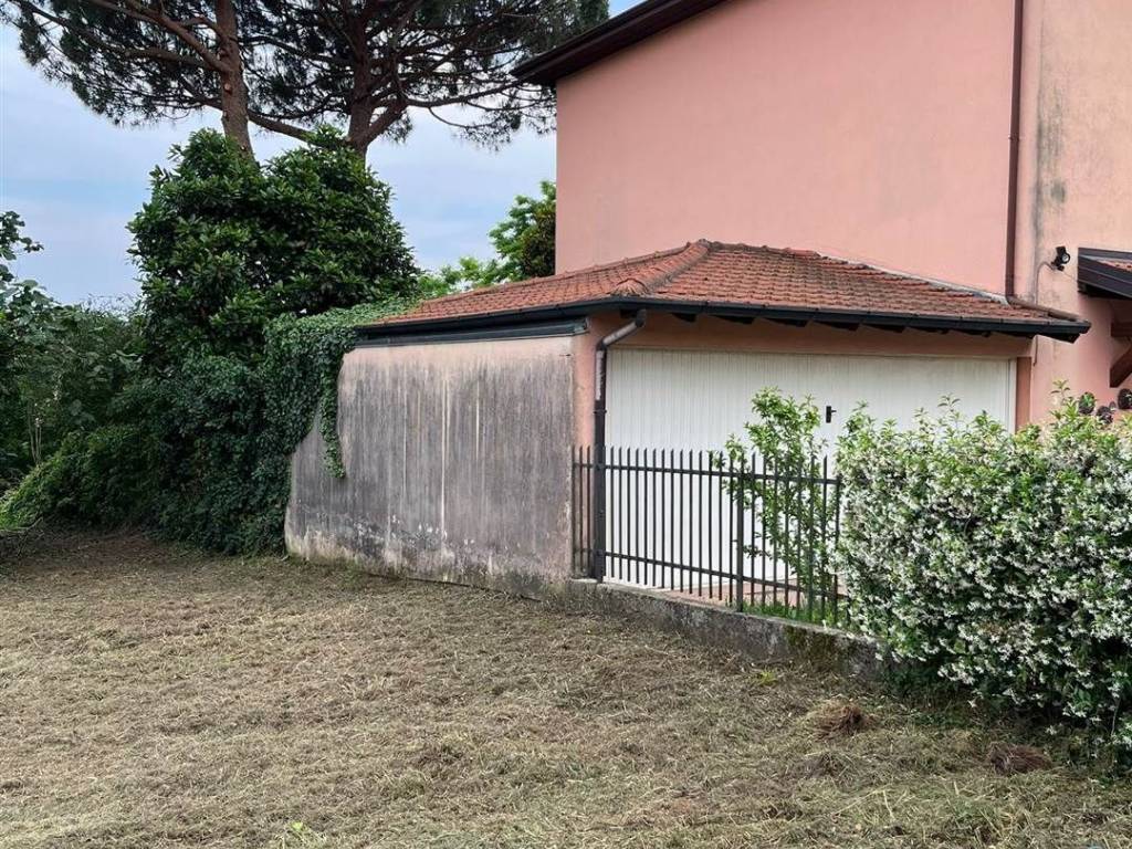 Terreno a Besozzo in Via Vasconi - Foto 3
