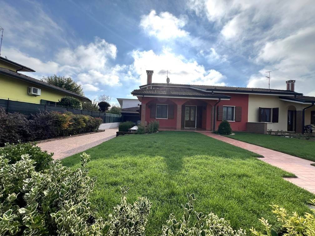 Villa a Castelbelforte - Foto 3