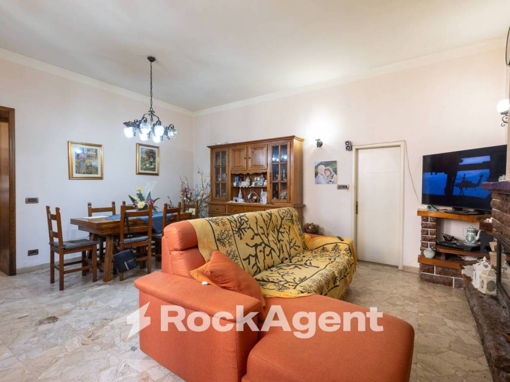 Casa indipendente a Gallicano in Via Domenico Bertini, 4 - Foto 3