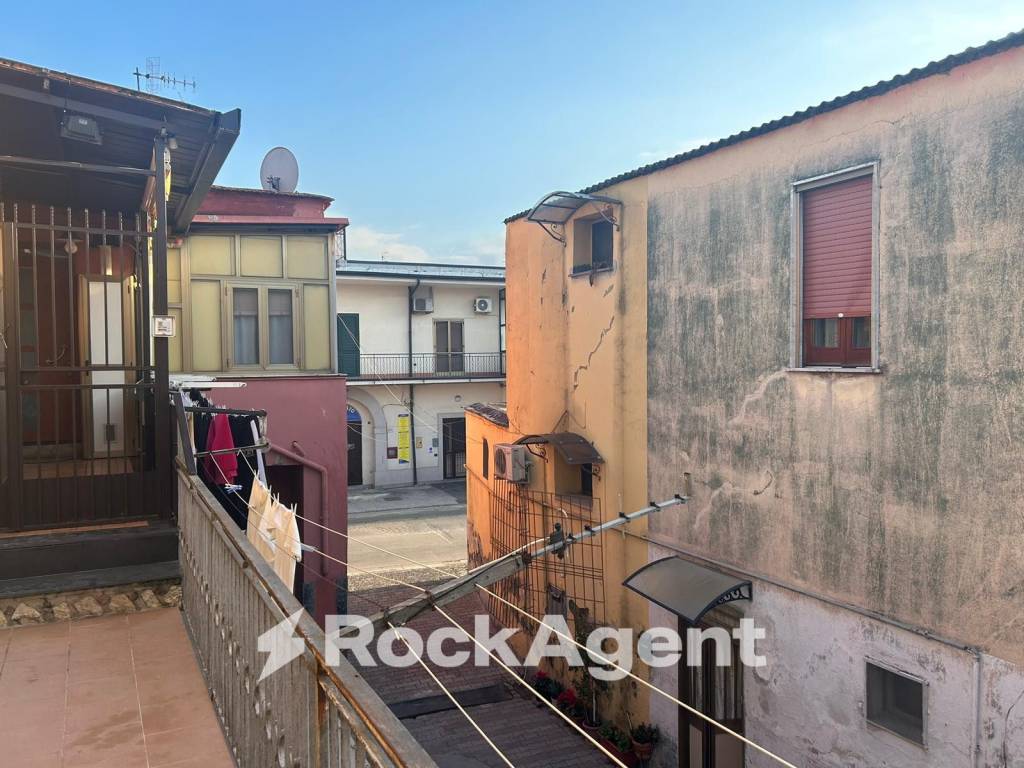 Casa indipendente a Sarno in Via San Valentino 120 - Foto 2