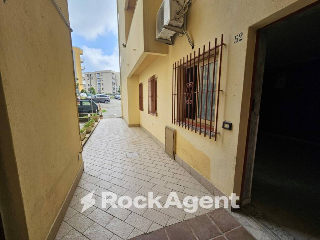 Appartamento a Catanzaro in Traversa Barlaam da Seminara, 52 - Foto 2