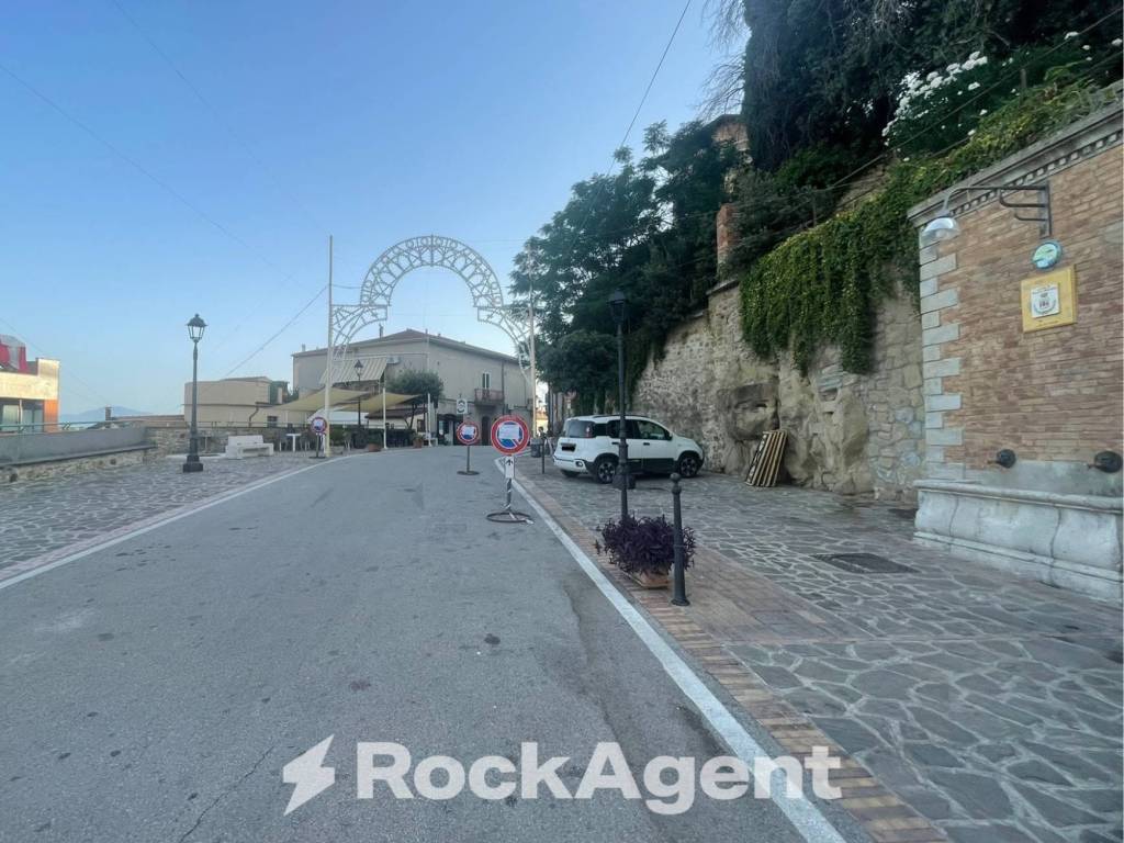 Immobile a Altavilla silentina in Piazza Umberto I - Foto 4