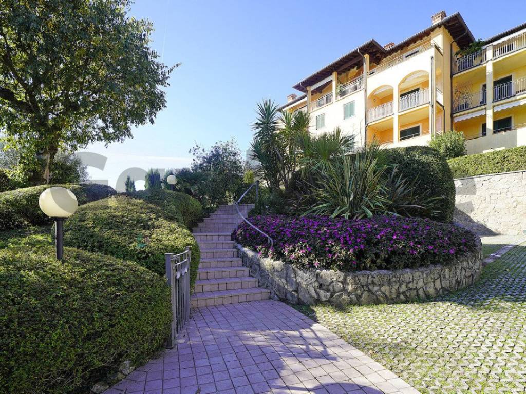 Appartamento a Gardone riviera in Via Brusada, 19 - Foto 3