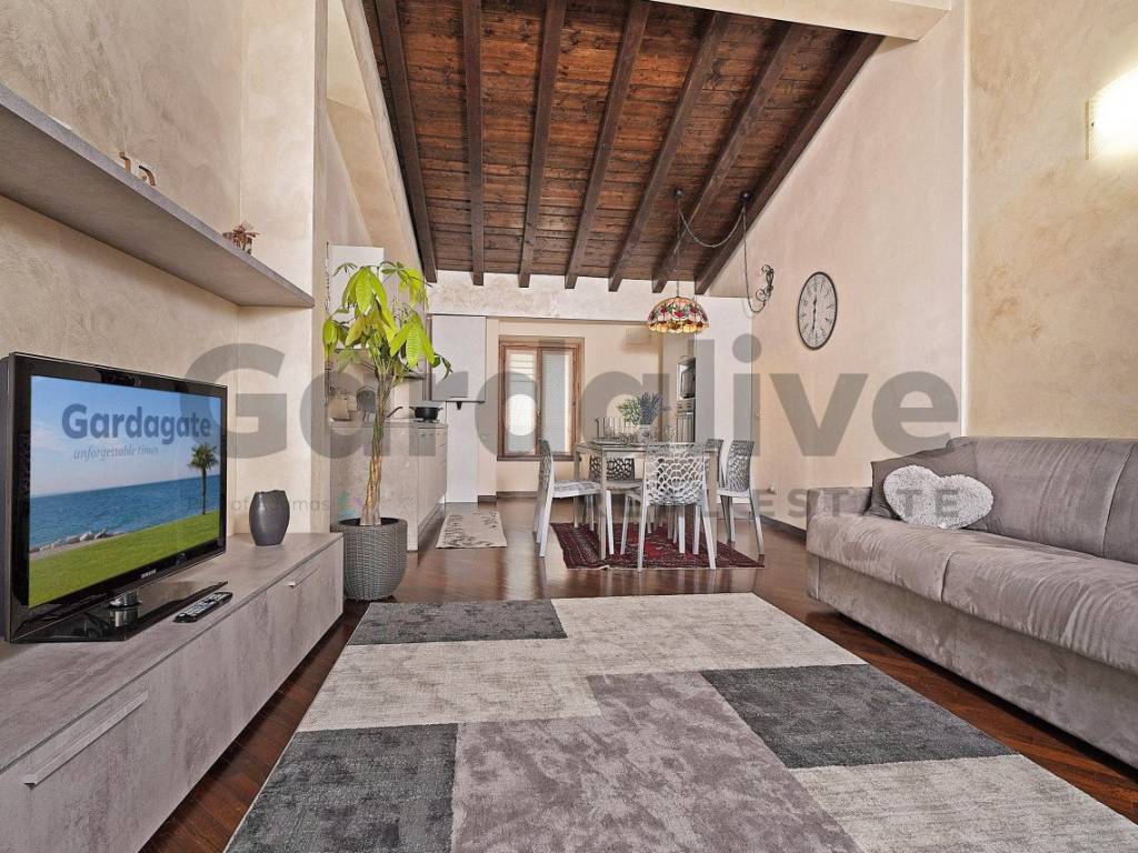 Appartamento a San felice del benaco in Via Garibaldi 71 - Foto 5