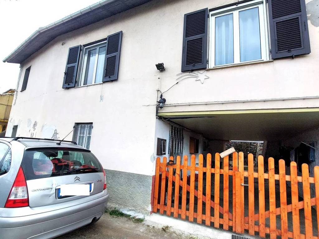 Villa a Cairo montenotte in Via Periferia Di Cairo No Number - Foto 4