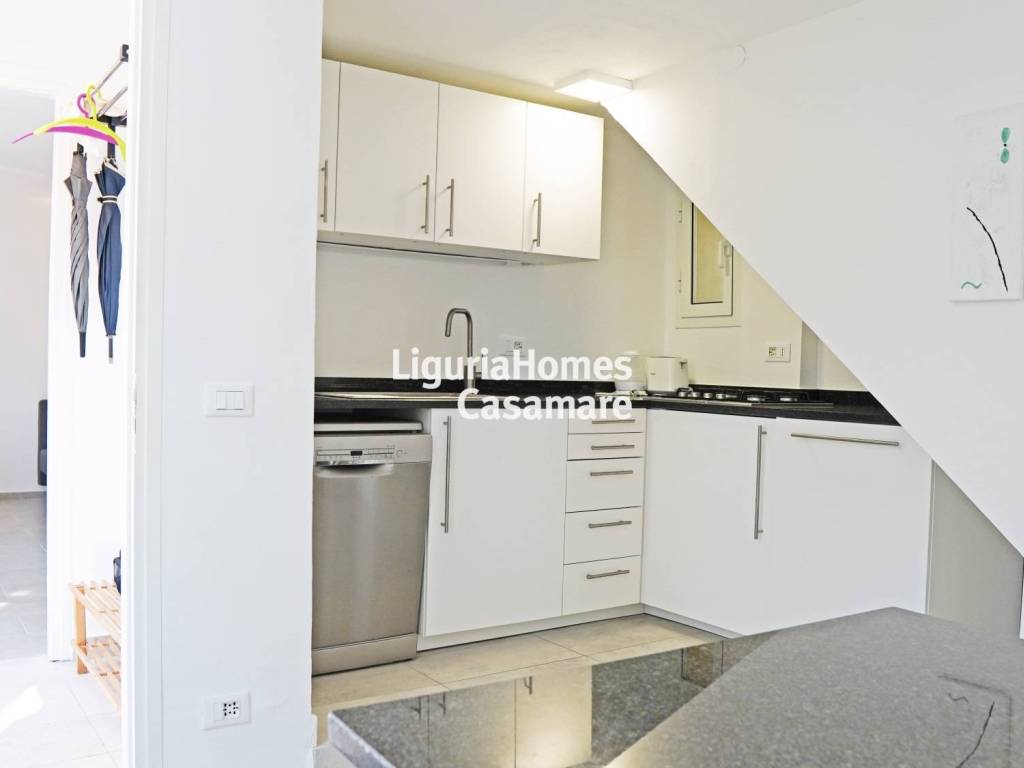 Villa a Imperia in Via Fanny Roncati Carli, 194 - Foto 4