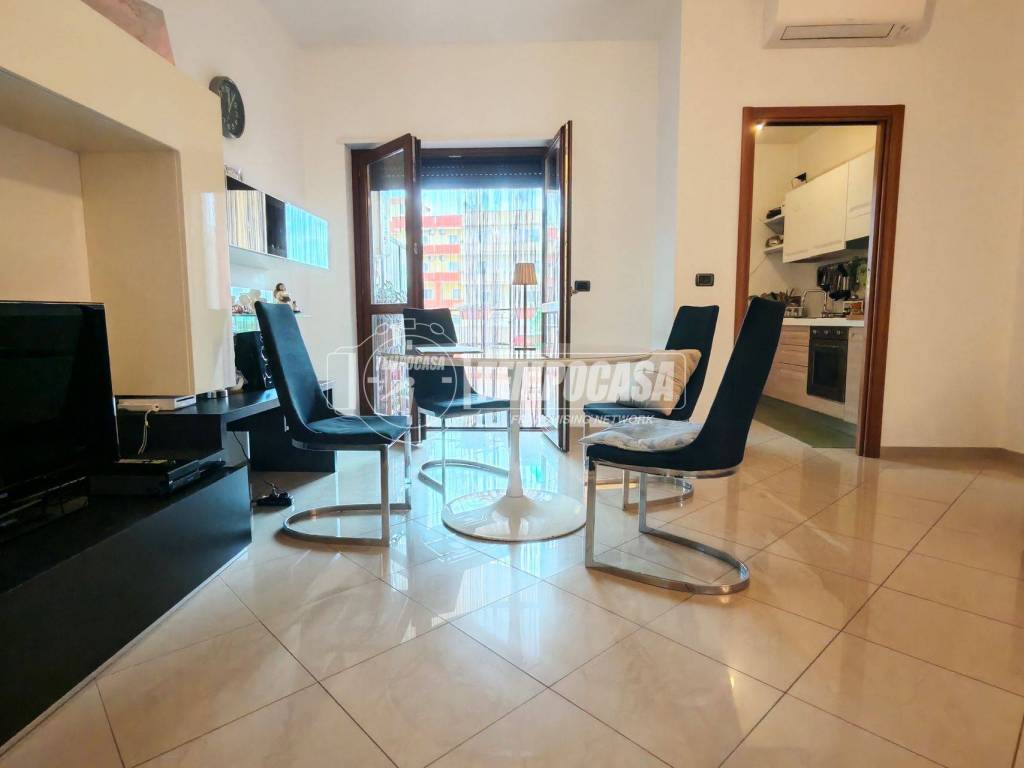 Appartamento a Gioia del colle in Via Padre Semeria - Foto 4