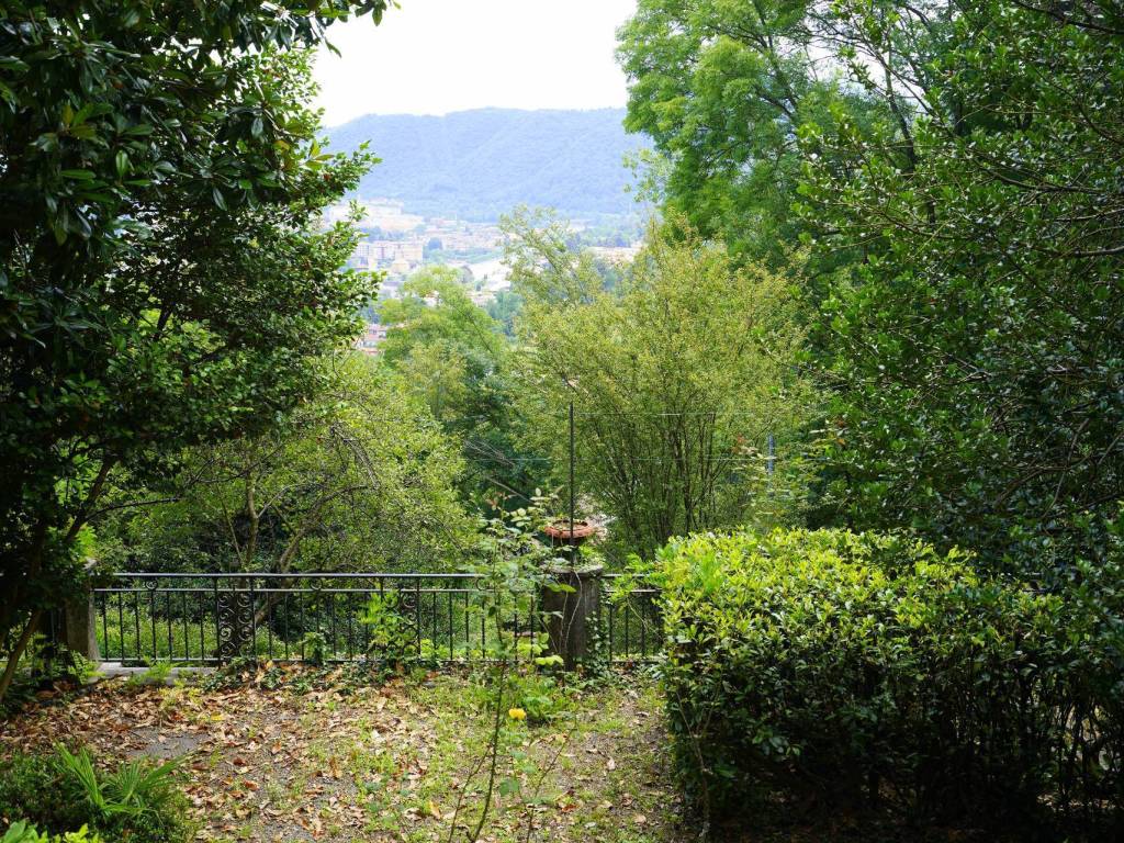 Villa a Borgosesia in Regione Calco di Mezzo - Foto 3